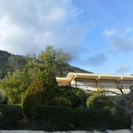 Avec Terrasse Et Parking, A 250 M De La D'aiguebelle, - Fr-1-251-187 Le Lavandou