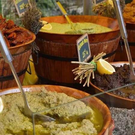 Lejlighed Avec Terrasse Et Parking, A 250 M De La D'aiguebelle, - Fr-1-251-187