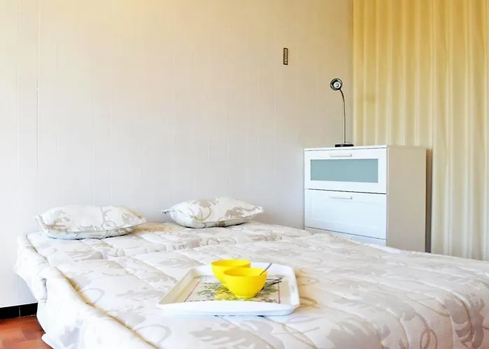 Avec Terrasse Et Parking, A 250 M De La D'aiguebelle, - Fr-1-251-187