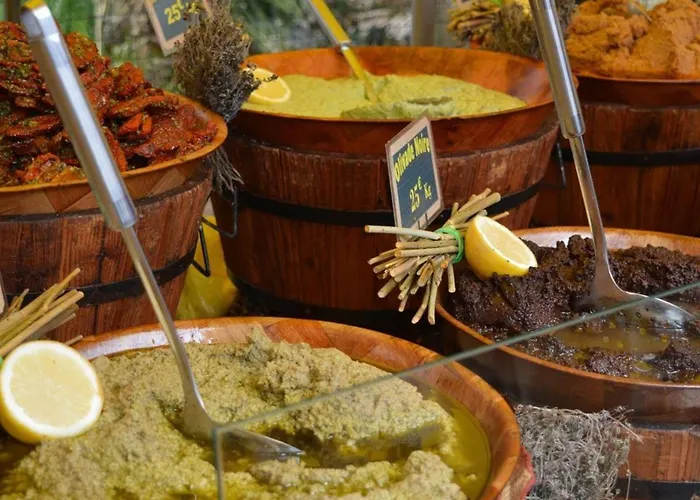 Apartman Avec Terrasse Et Parking, A 250 M De La D'aiguebelle, - Fr-1-251-187